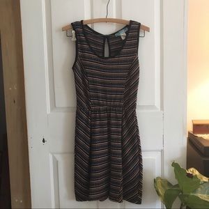 Anna Be, pattern sleeveless dress, size small, euc